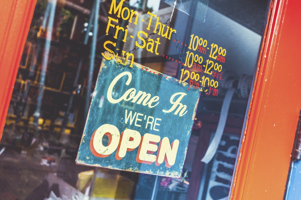 Franchise Pros and Cons: A Guide for Prospective Business Owners ...